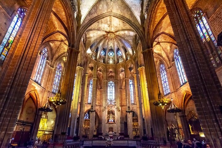 Skip-the-line Barcelona Cathedral with Private Guide