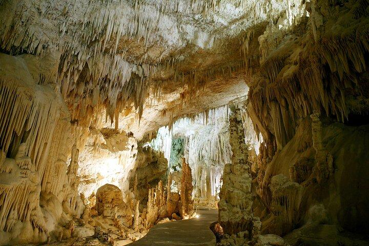 Lebanon Tour Jeita Grotto -Harissa & Byblos Castle, pickup+Guide