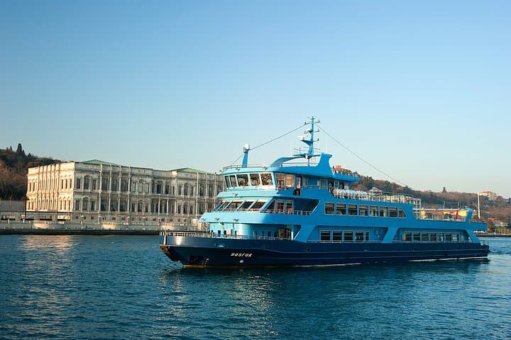 Bosphorus Dinner Cruise & Entertaintment & Private Table & Wi-Fi