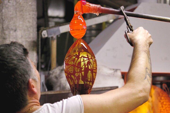 From Venice: Private boat from hotel, Glass blowing demo and Gift
