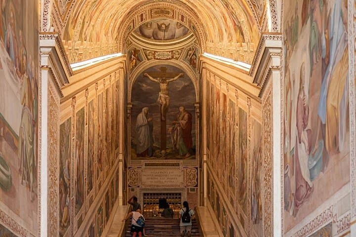 2h30 Tour of Rome Cathedral and Holy Stairs