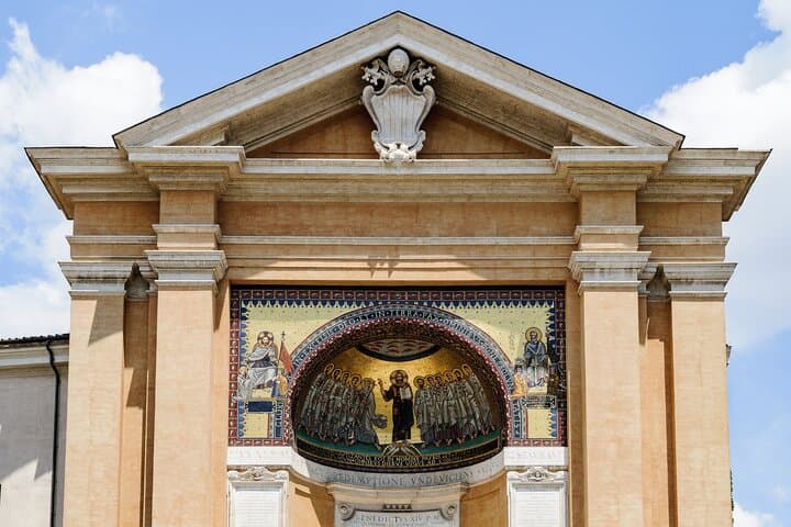 2h30 Tour of Rome Cathedral and Holy Stairs