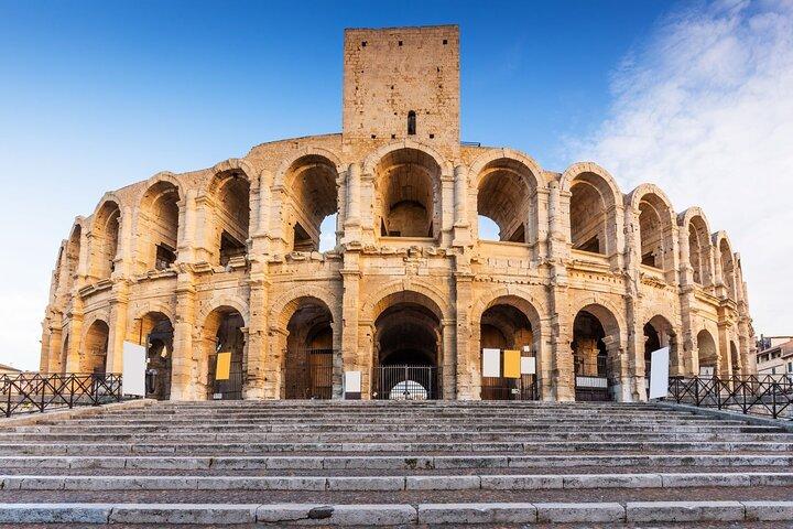 Arles, Les Baux and Saint-Remy villages Full Day Trip from Aix