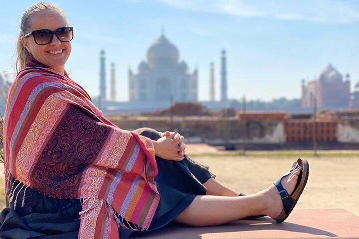 All Inclusive Taj Mahal, Agra Fort & Baby Taj Day Trip From Delhi