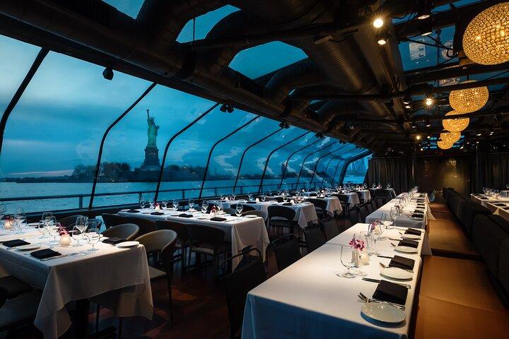Bateaux New York Christmas Day Plated Dinner Cruise