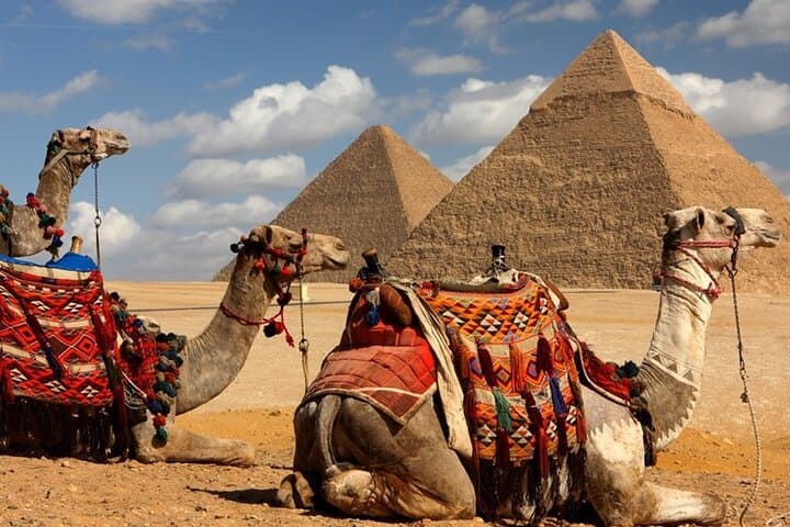 Day Tour to Giza Pyramids Memphis, Dahshur and Saqqara Pyramids