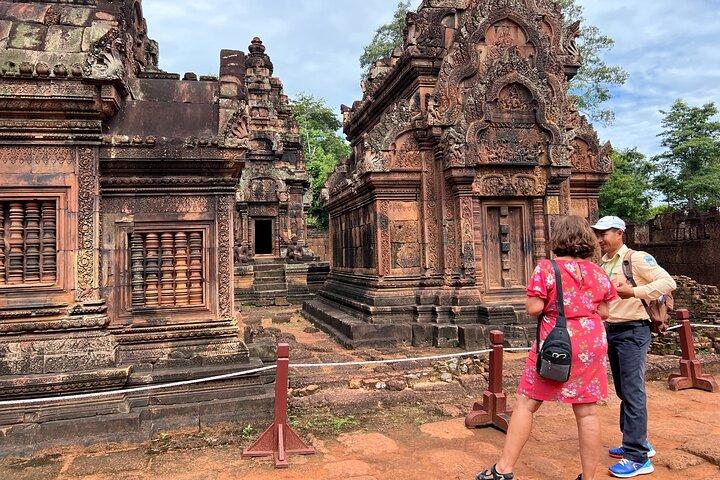 2-Day Angkor Wat and Banteay Srei with Countryside Exploration