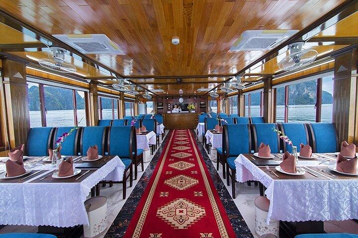 Halong Bay Day Tour from Hanoi by PRIVATE LIMOUSINE on HIGHWAY