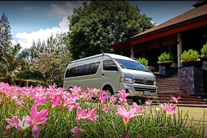 Private Transfer from Hotel to Bangkok Airport incl. tollway