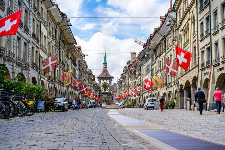 Best of Zürich & Surroundings: Walking Tour, Cable Car and Ferry