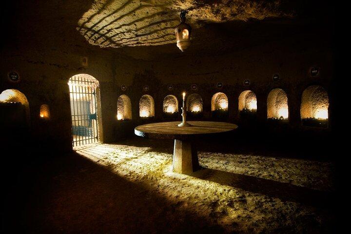 Loire Private Wine Day from Paris: Castle, 6 Tastings & Lunch