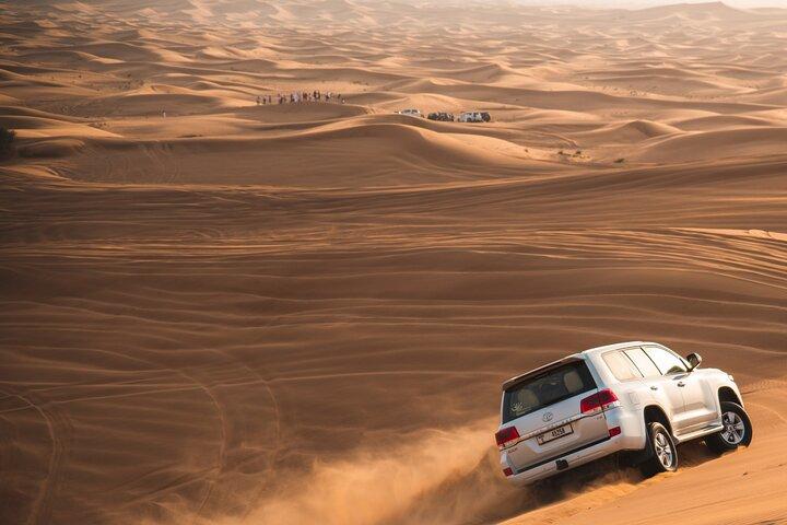 Dubai Desert safari with 4×4cars