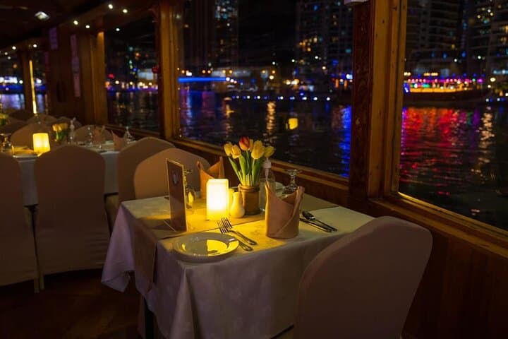 2-Hour Dubai Marina Dinner Cruise