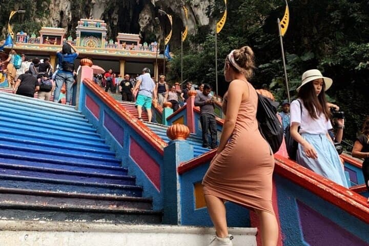Countryside Tour Waterfall, Hot Springs & Batu Caves With Lunch