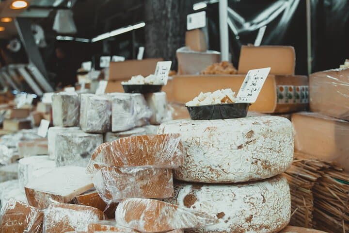 Private Walking Tour in Lyon Food Market Heritage