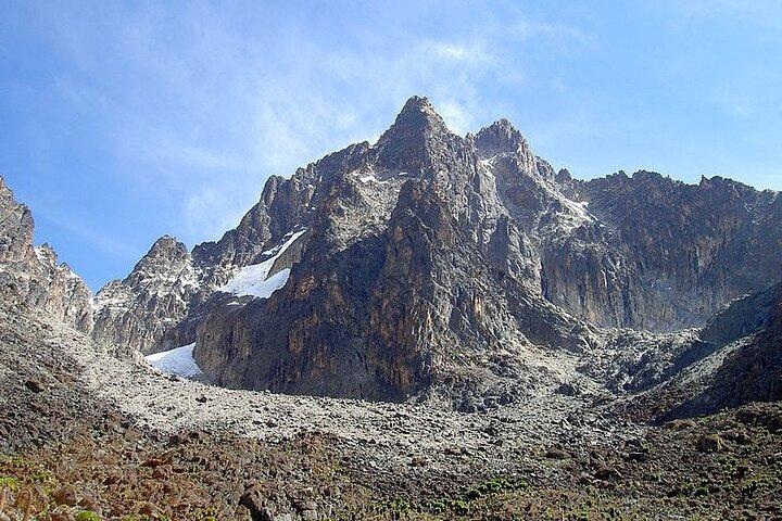 5 Days Mt Kenya Private Trekking- Sirimon - Chogoria Route