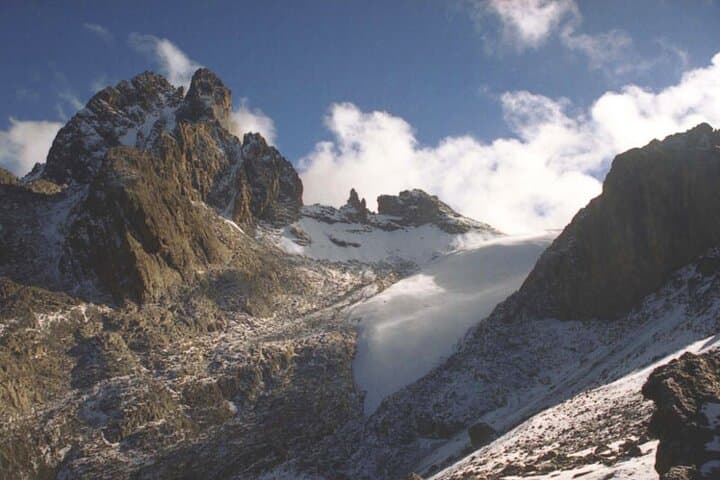 5 Days Mt Kenya Private Trekking- Sirimon - Chogoria Route