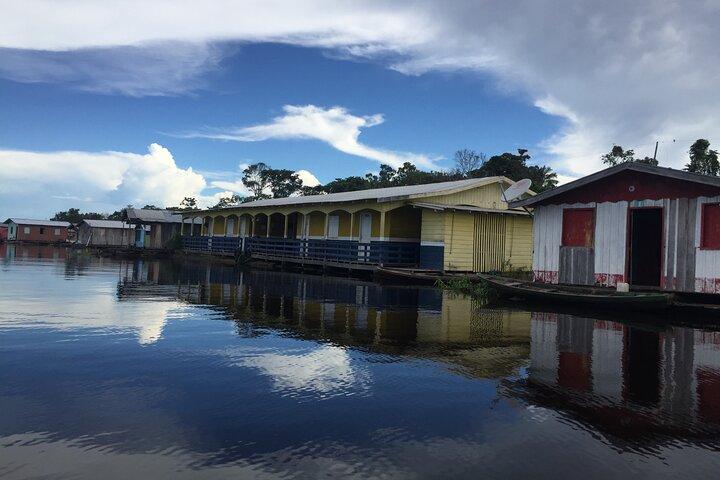 Amazon River Day Tour – The Ultimate Full-Day Adventure