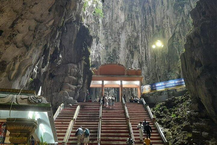 Private Tour in Batu Caves and Countryside of Malaysia