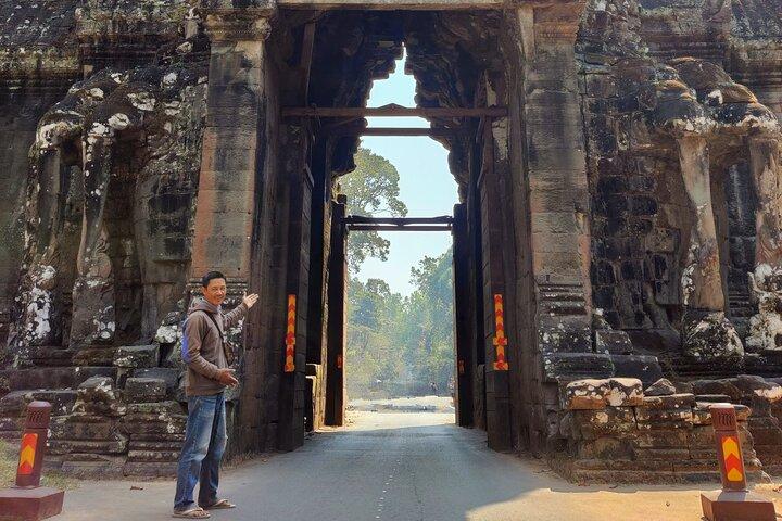 Angkor Wat Private Tuk-Tuk Tour (sunrise Option) & more