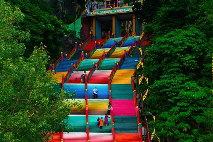 Putrajaya Tour From Kuala Lumpur Includes Batu Caves