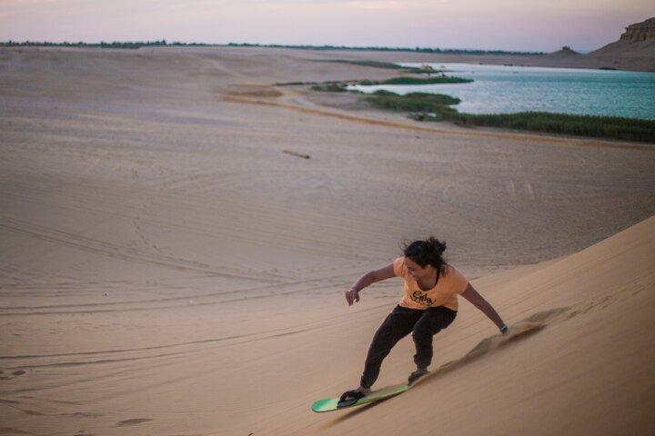 Fayoum Day Tour - Wadi El Rayan,Valley of the Whales,Magic Lake