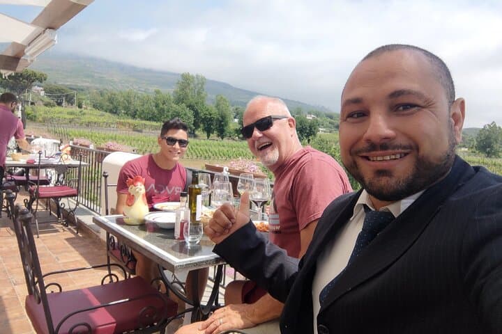 Pompeii, Vesuvius & Wine Tasting Private day Tour