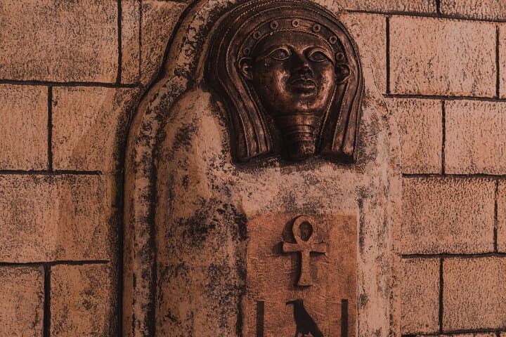 Private Tutankhamun's Tomb Live Escape Room in Berlin