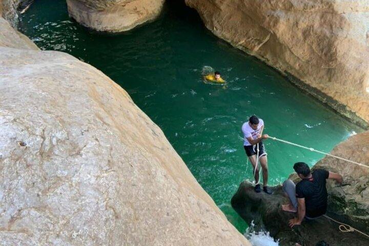 Private Tour Wadi Shab & Sinkhole, Fins Beach Tour – Swim & Hike