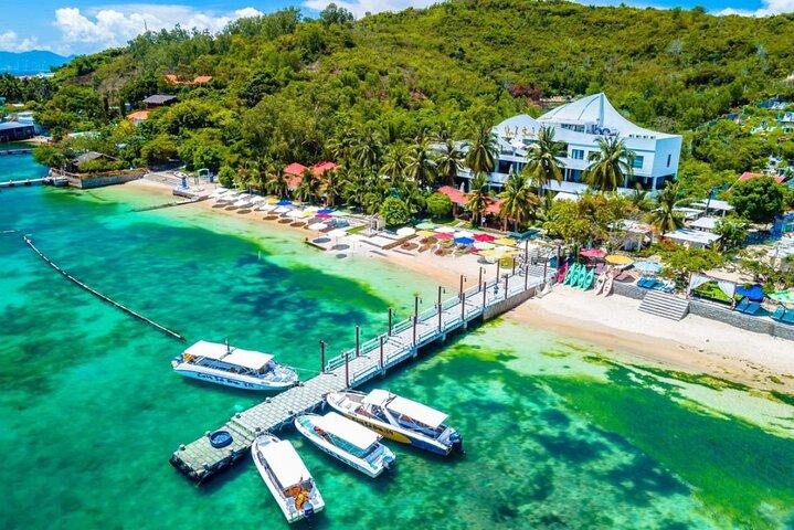 Nha Trang Diving Tour at Coral Bay