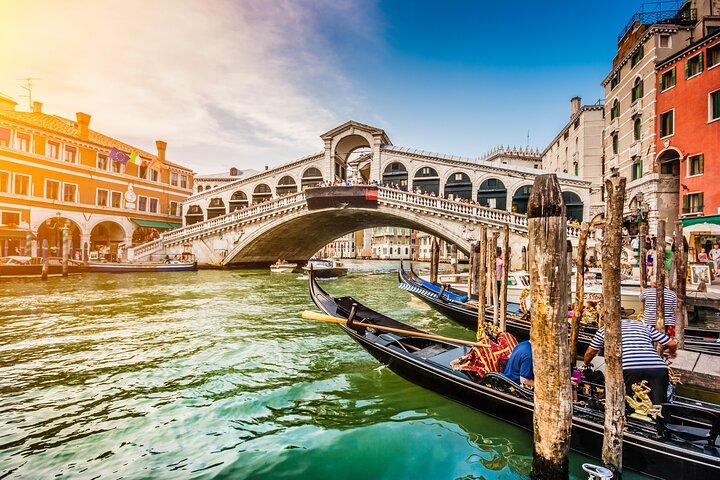 Leonardo da Vinci Museum and San Polo Private Tour