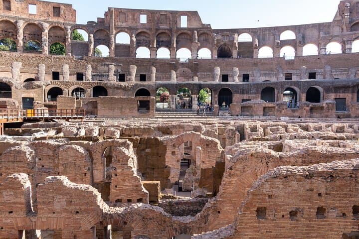 Colosseum for Kids: Play, Learn & Be a Gladiator