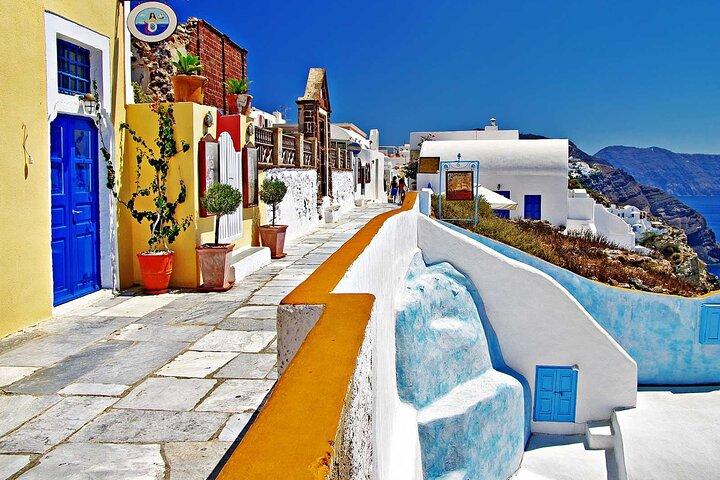 Private Sightseeing Guided Tour in Santorini
