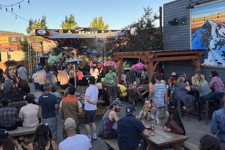Craft Brewery Tours with Complimentary Tasting Flights