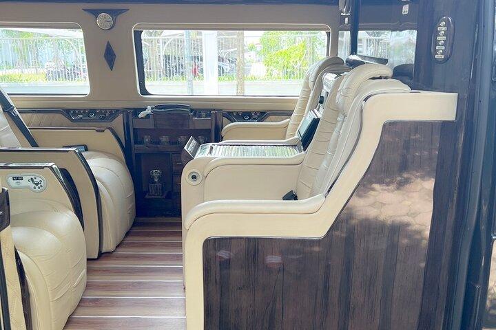 Roundtrip Limousine Shuttle Transfer from Hanoi