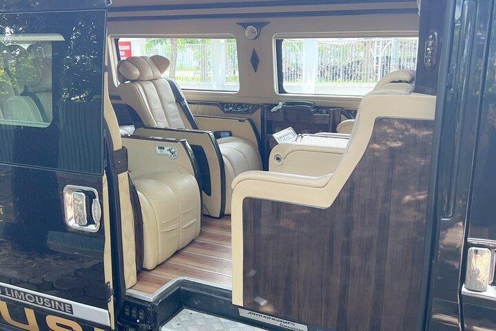 Roundtrip Limousine Shuttle Transfer from Hanoi