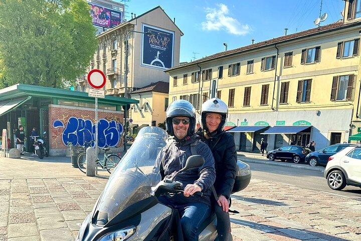 See Milan landmarks from the back of a Vespa