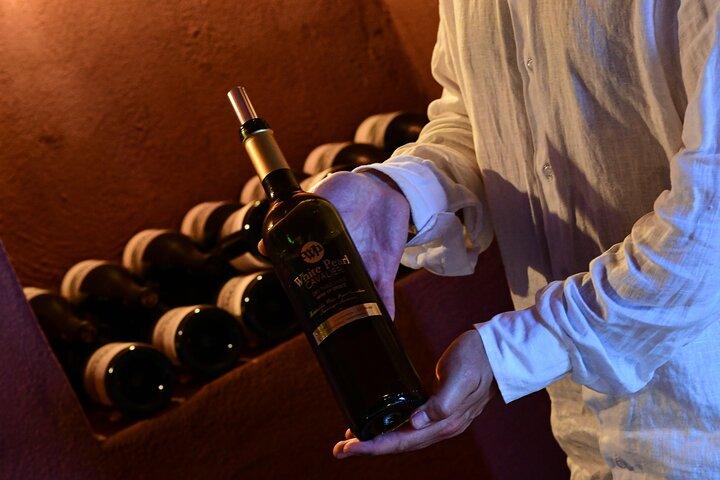Premium Wine Tasting with Caldera Views