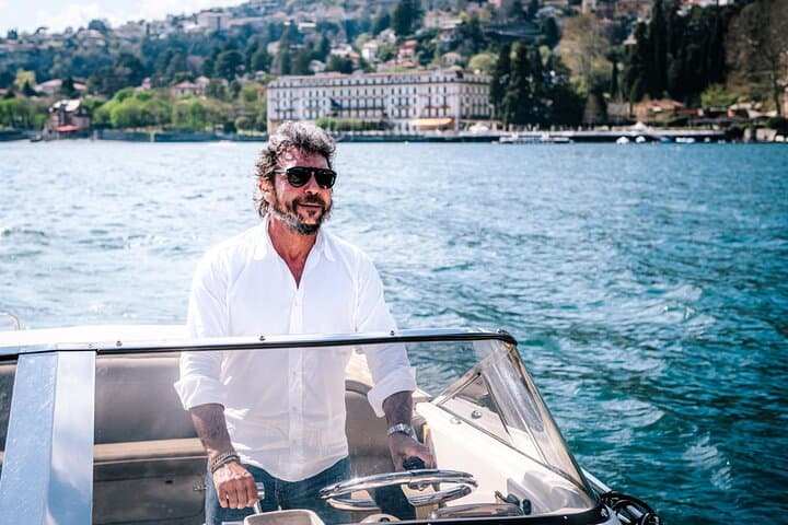 Private Boat Tour with Captain and Prosecco Lake Como 5 Pax