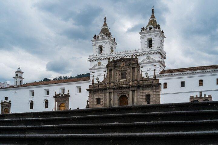 Quito : Private Custom Walking Tour With A Guide (Private Tour)