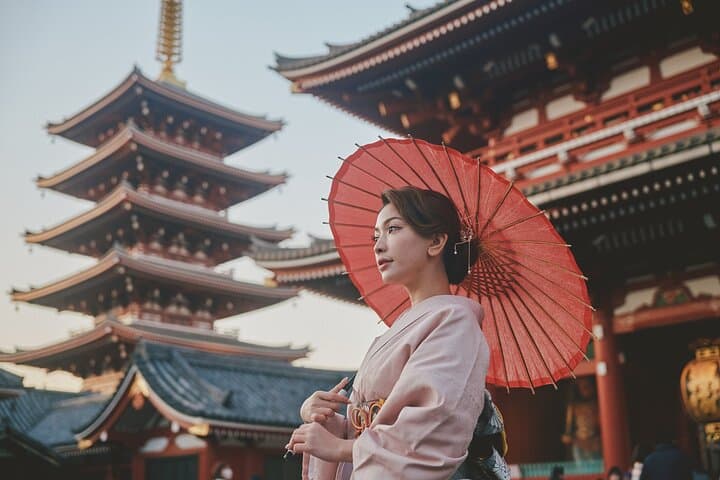 Video + Photo Tour in Tokyo
