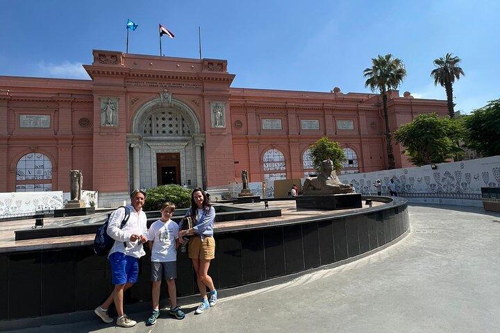 Private Tour To Giza Pyramids, Museum, Old Cairo & Grand Bazaar.
