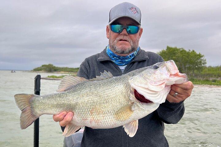 Guided Fishing Trip on Canyon Lake