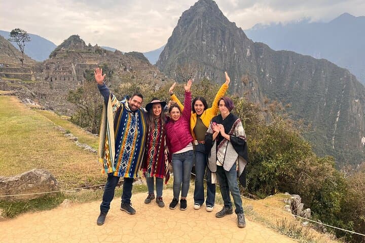 Essential Machu Picchu Full Day Tour