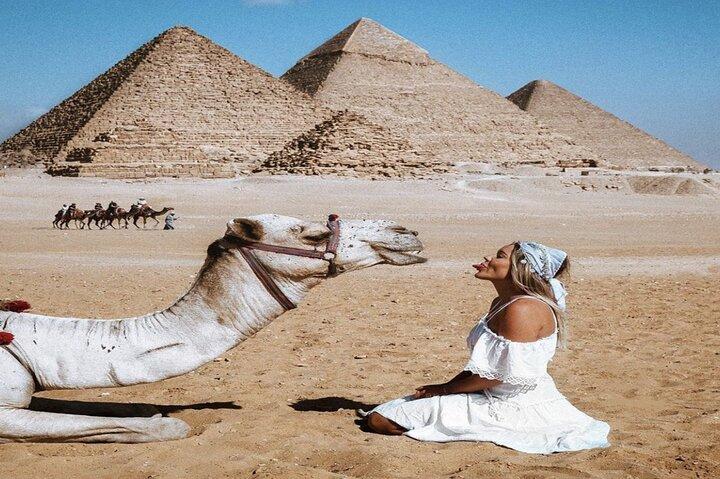 Guided tour to Pyramids of Giza, Sakkara & Memphis: Private Tour with Lunch