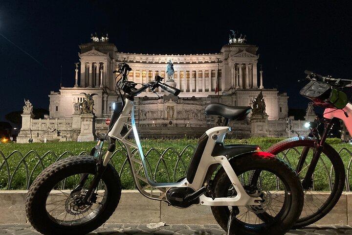 Rome by Night PRIVATE Bike Tour