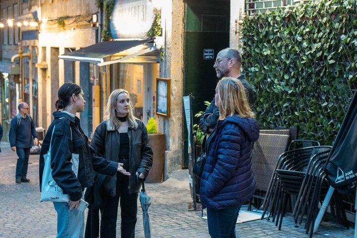 Fado Half Day Guided Tour with Dinner and Live Show in Lisbon