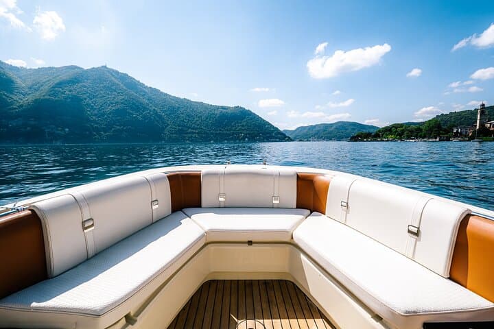 1H Private Cruise Lake Como Tender Yacht Invictus 6 pax