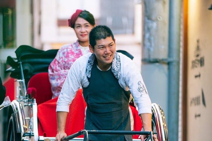 Sushi Making Tokyo with Traditional Rickshaw Ride Tour in Asakusa