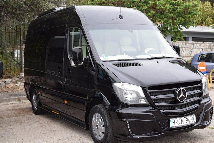 Private Transfer between Athens Airport and Athens City Center